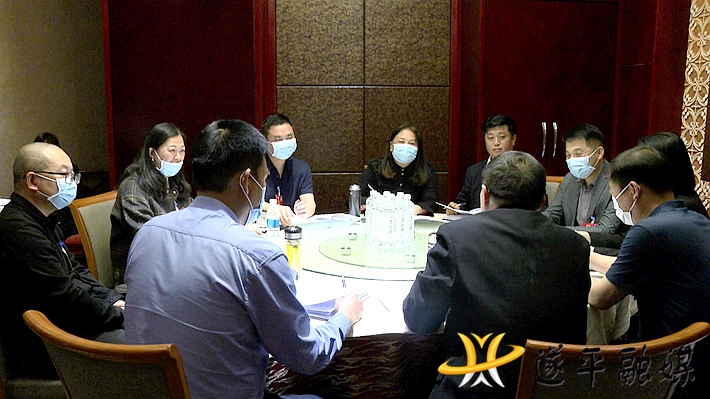 张阳_副本.jpg 张阳_副本.jpg