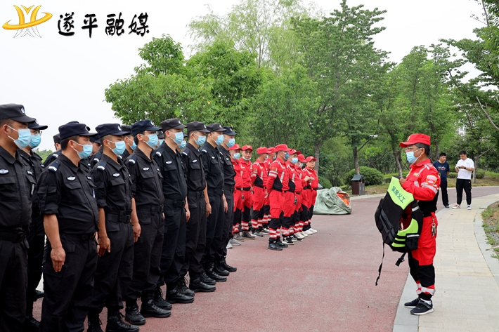 7a024021d782d03a00417086206bed1.jpg 7a024021d782d03a00417086206bed1.jpg