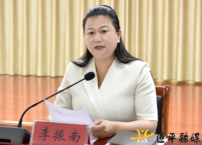 02 拷贝_副本.jpg 02 拷贝_副本.jpg