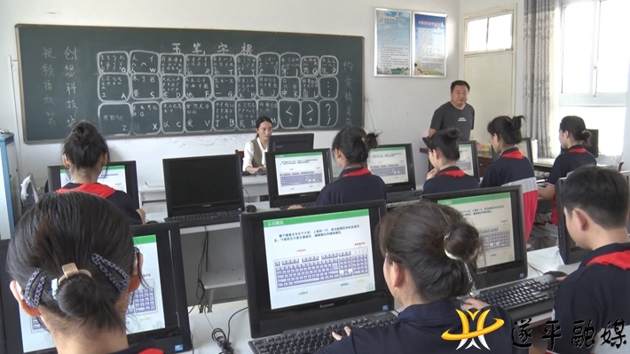 01313.MTS_000001.063.jpg 01313.MTS_000001.063.jpg