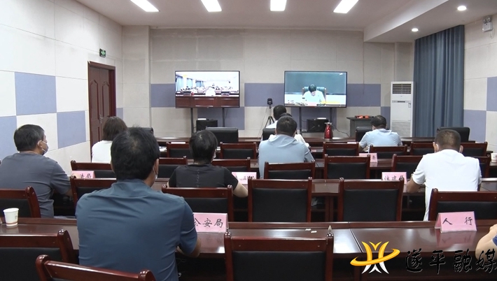 00941.MTS_000001.483.jpg 00941.MTS_000001.483.jpg