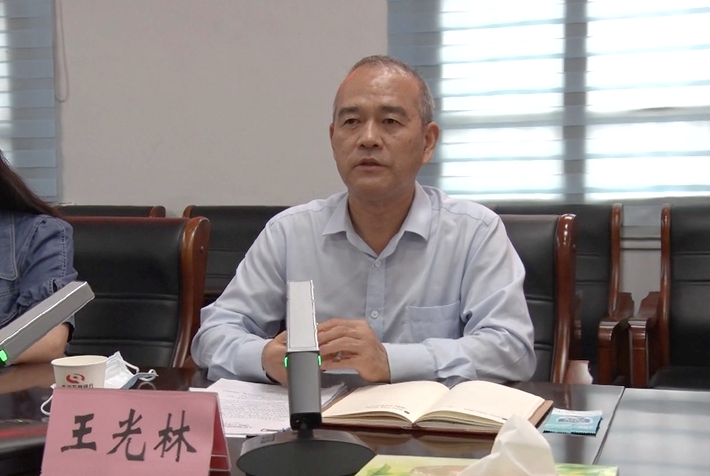 01843.MTS_000000.179.jpg 01843.MTS_000000.179.jpg