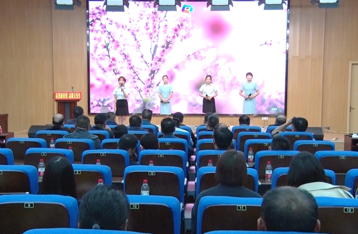 01469.MTS_000000.695.jpg 01469.MTS_000000.695.jpg