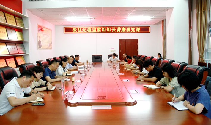 7be35c07eae2c60db405c5ba4ebcbc8.jpg