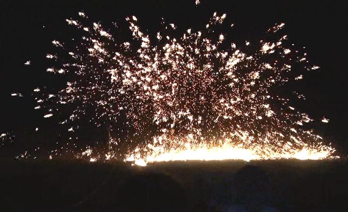 2023-7-5嵖岈山灯光秀.mpg_20230705_103318.400_副本.jpg 2023-7-5嵖岈山灯光秀.mpg_20230705_103318.400_副本.jpg