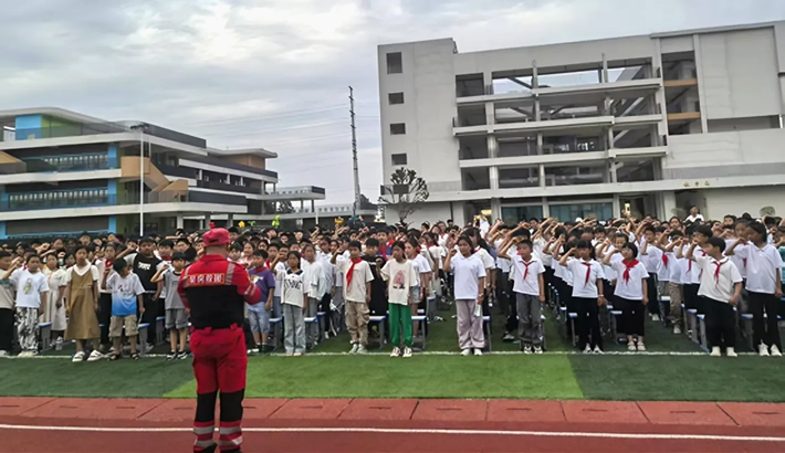 2025.5.30防溺水和救护知识培训(1)619.png