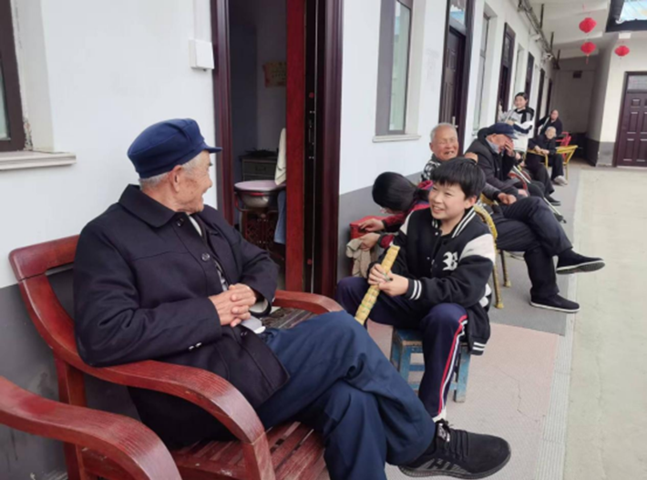 弘扬雷锋精神 践行暖心担当724.png