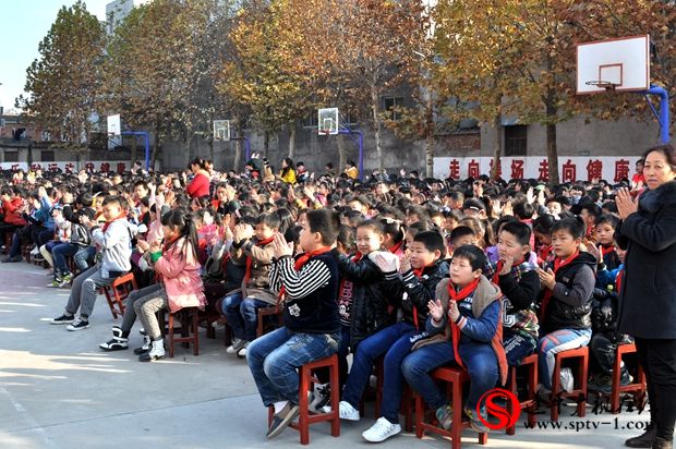 灈阳二小:让法律知识永固师生心脑