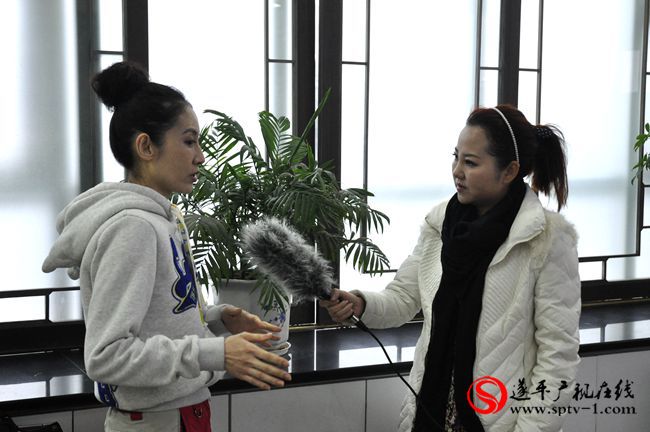 电影《春归》在遂平县举行开机仪式