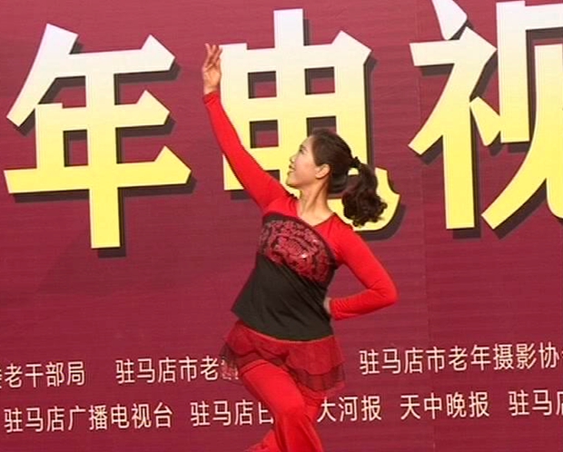 遂平:银发年华赛才艺 最美不过夕阳红