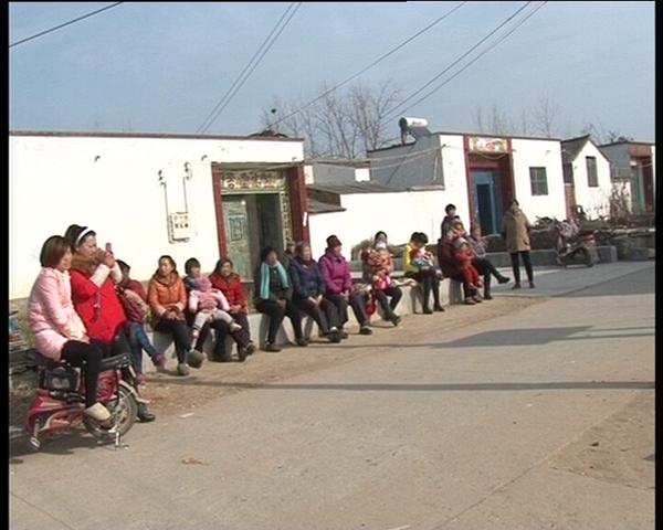 遂平：小小腰鼓队折射新农村大变化