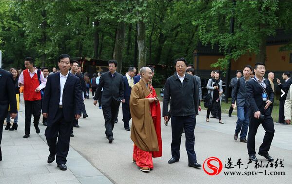 媒体：杨卫泽落马前曾试图跳楼 被人摁住