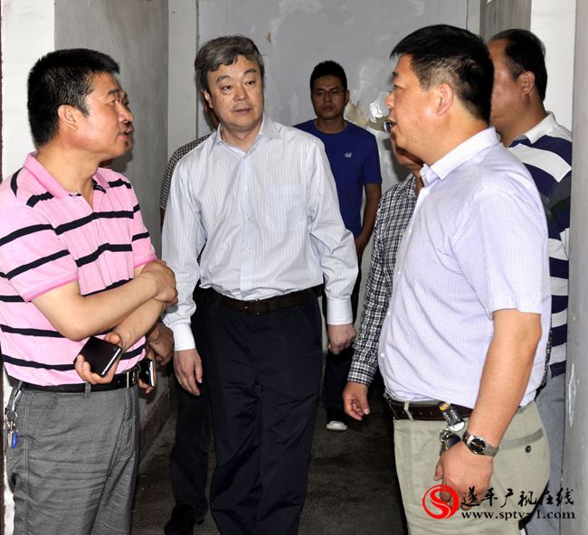 省新闻出版广电局副局长李洪青到遂平广播电视台调研