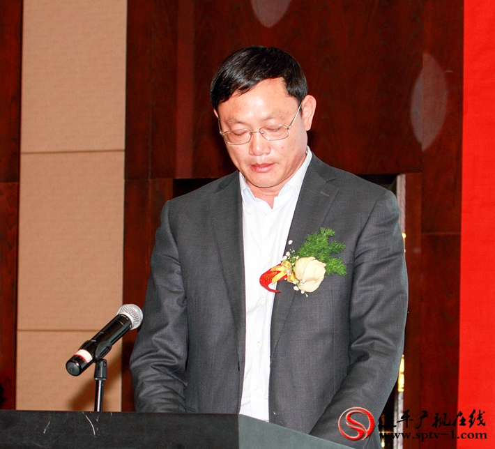 上图:县长侯蕴在国家林木种质资源共享服务平台2017年度工作会暨第四届全国林木种质资源与生态建设高端论坛上致辞。