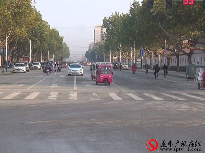 2017-10-27张源 整治三轮车.avi_20171027_163605.028_副本