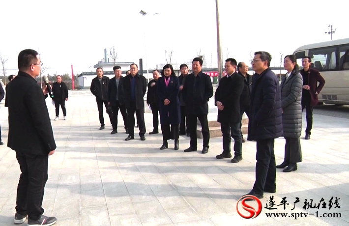 2019-12-12张磊 濮阳考察脱贫.mpg_20191212_164438.396_副本
