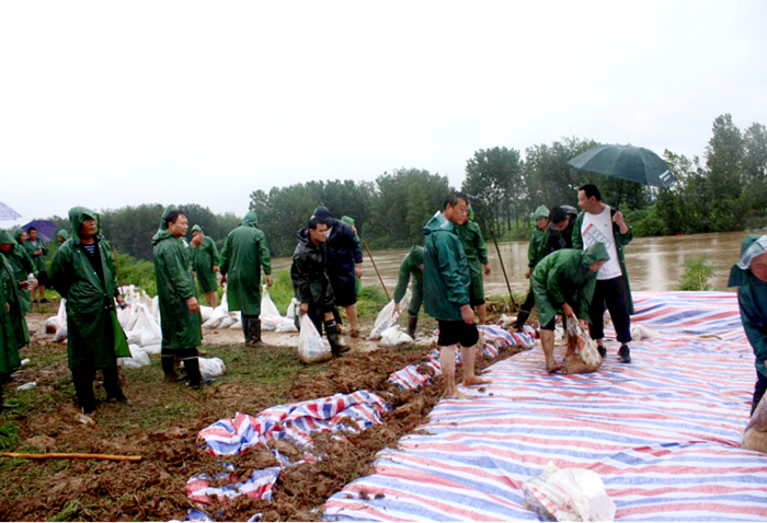 莲花湖街道“早、细、快、实”全力做好防汛抗洪486_副本_副本